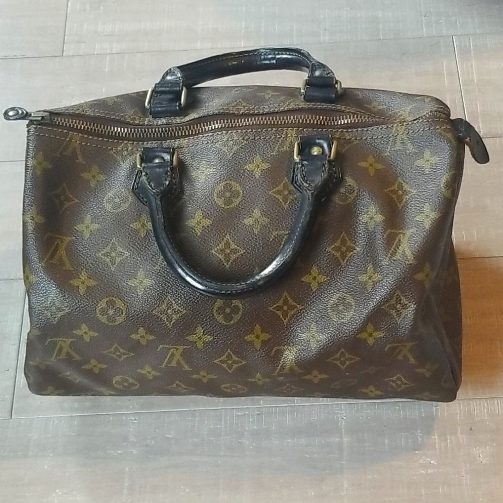 Vintage Louis Vuitton Speedy